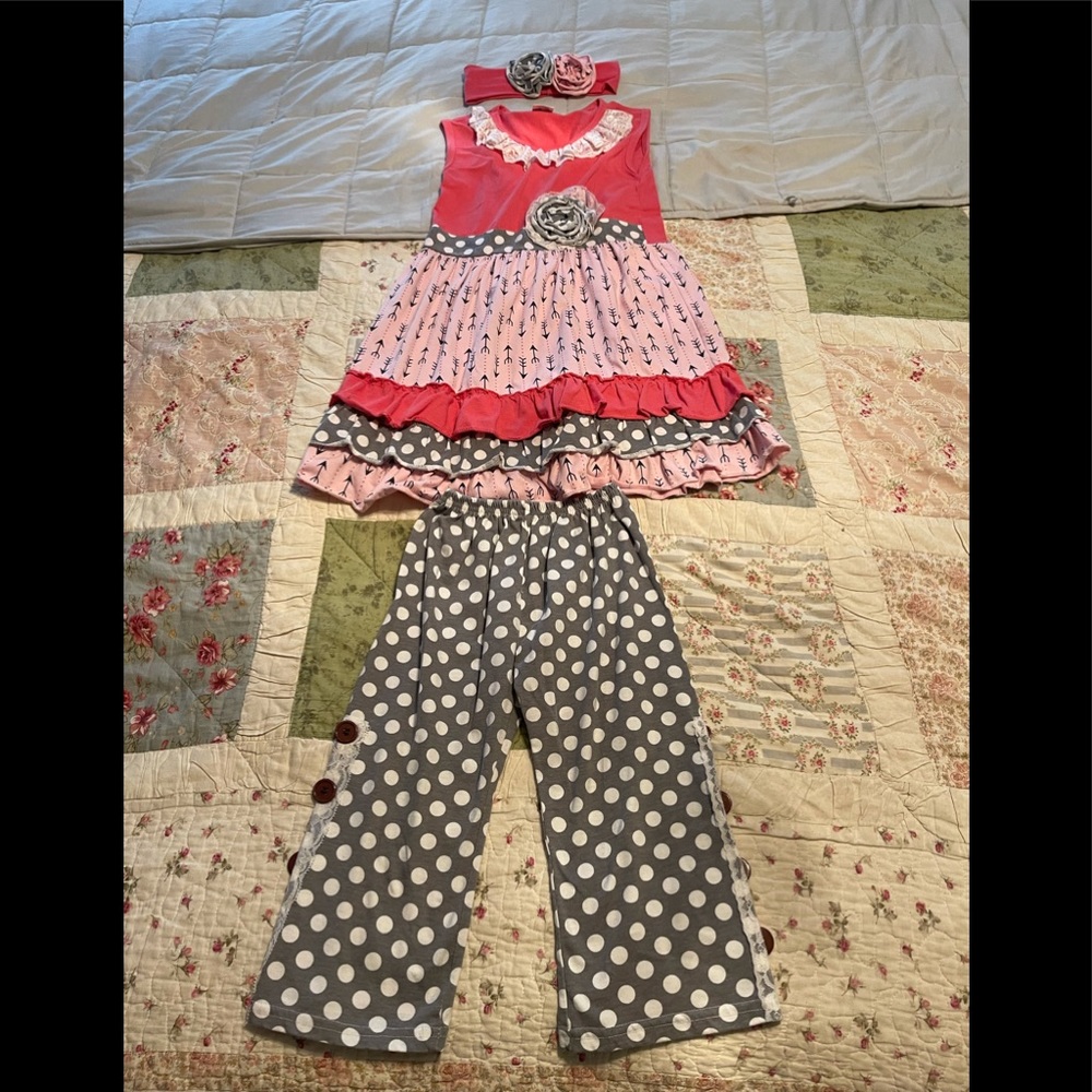 Little girls outfit